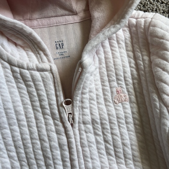 Baby GAP quilted hoodie and pant set - Picture 2 of 3